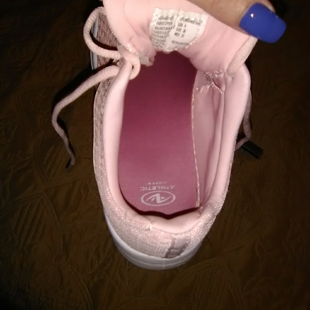 Shoes - Picture 6 of 6